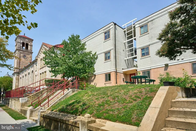 $309,000 | 1225 Fairmont Street Northwest, Unit 202, Washington, DC 20009