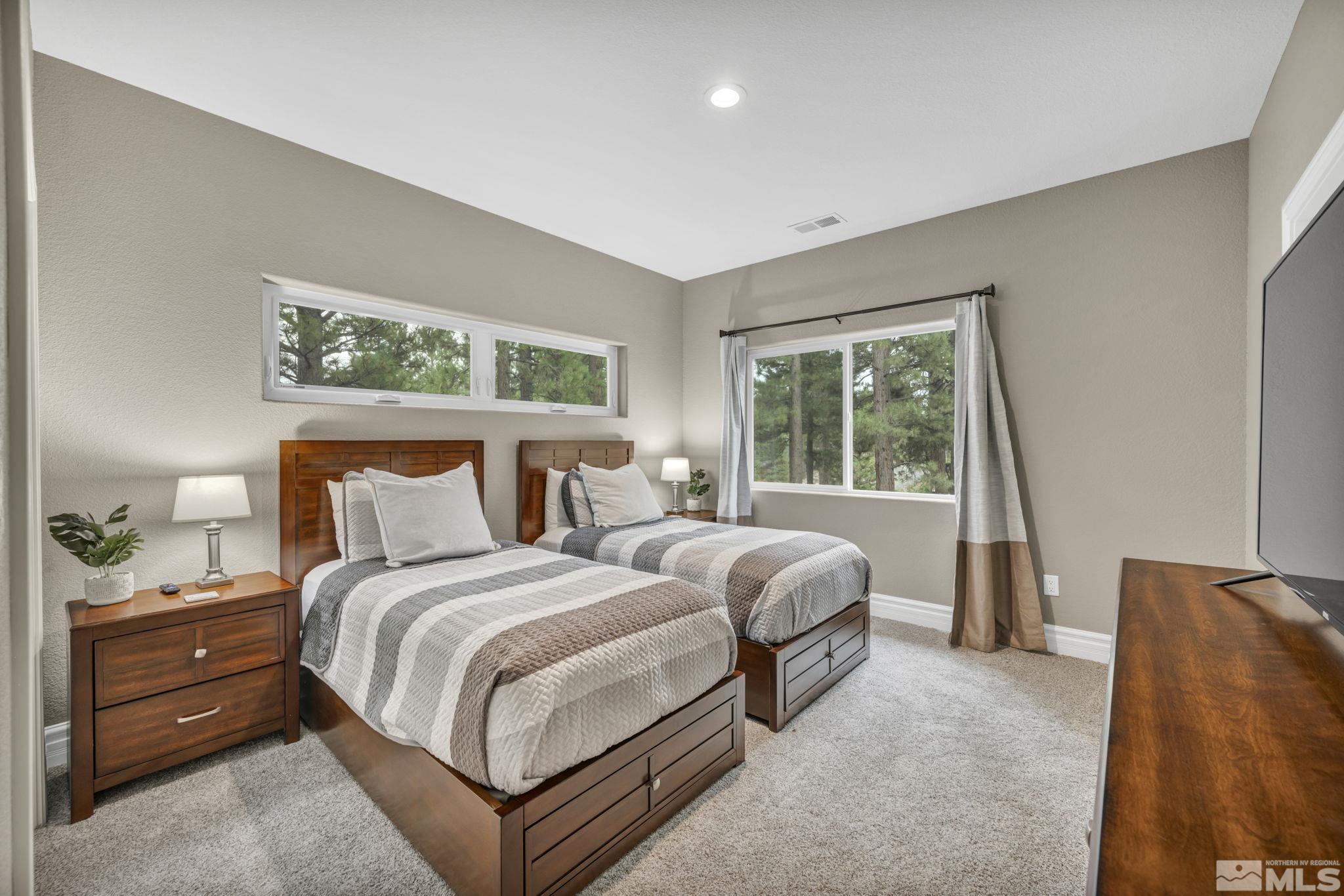 350 Piney Creek Road Reno, NV 89511 - Photo 33 of 40 Photo 33