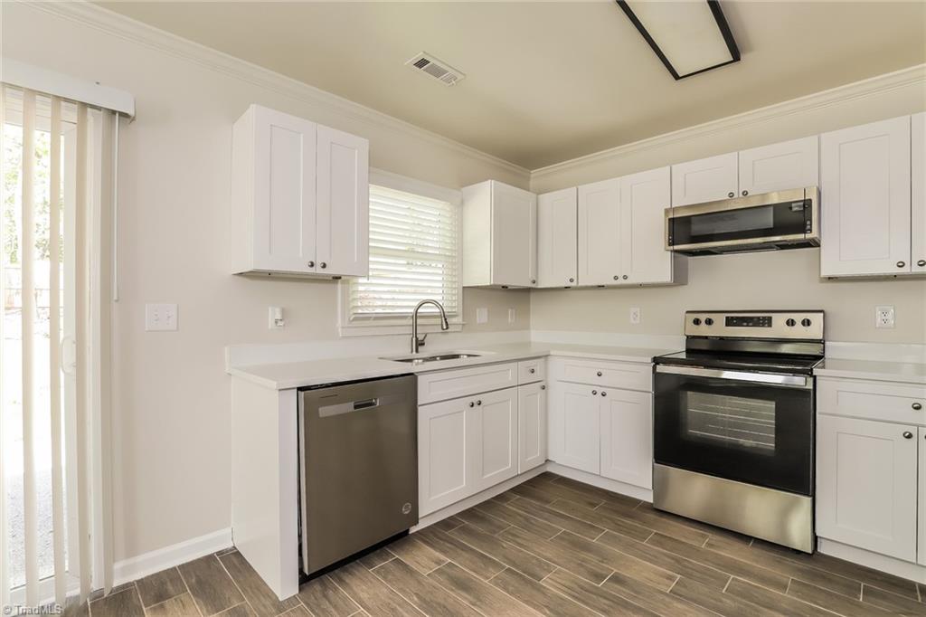 1624 Springfield Way Drive Clemmons, NC 27012 - Photo 11 of 17