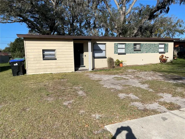 $1,695 | 4706 Robbins Avenue, Orlando, FL 32808