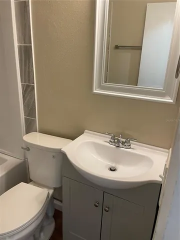 $1,695 | 4706 Robbins Avenue, Orlando, FL 32808