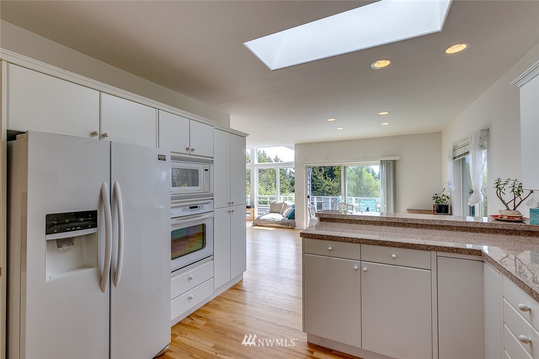 5532 Cape George Road Port Townsend, WA 98368 - Photo 10 of 24 Gallery Image 10