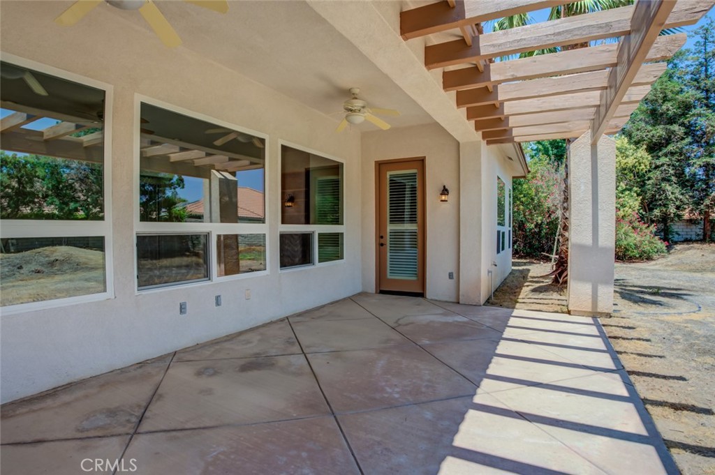 10102 Lace Cascade Court Bakersfield, CA 93311 - Photo 24 of 34 Back Patio