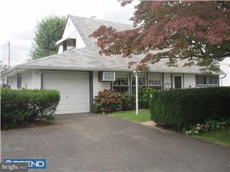 45 Hemlock Road Levittown, PA 19056 - Photo 2 of 12 Exterior Front