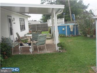 45 Hemlock Road Levittown, PA 19056 - Photo 12 of 12 Exterior Back