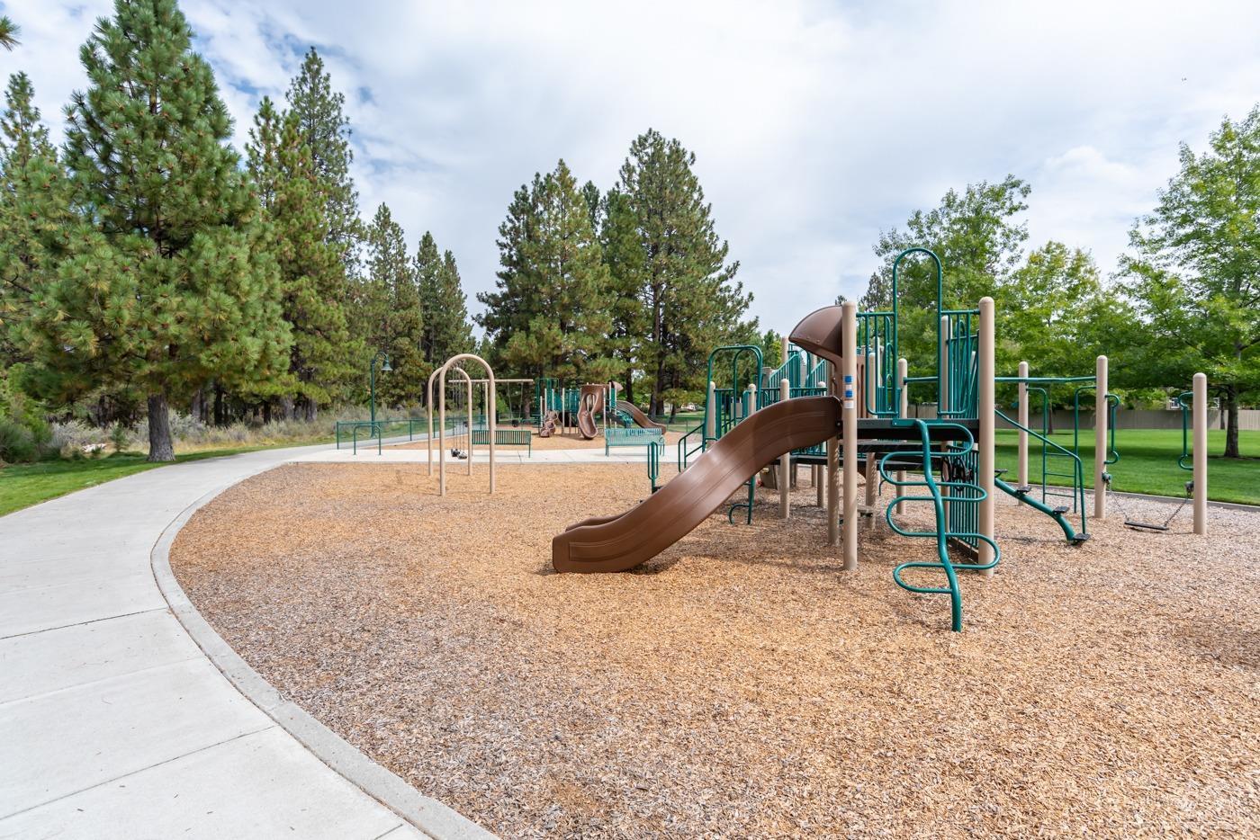 19545 Sager Loop Bend, OR 97702 - Photo 13 of 16 Additional Photo