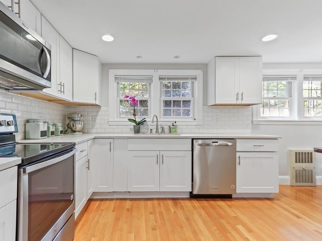 30 Gainsville Road Dedham, MA 02026 - Photo 6 of 39 Gallery Image 6