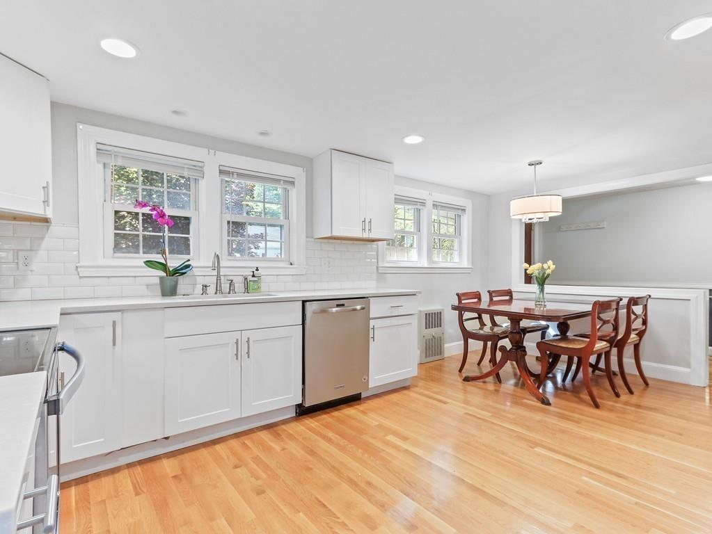 30 Gainsville Road Dedham, MA 02026 - Photo 8 of 39 Gallery Image 8