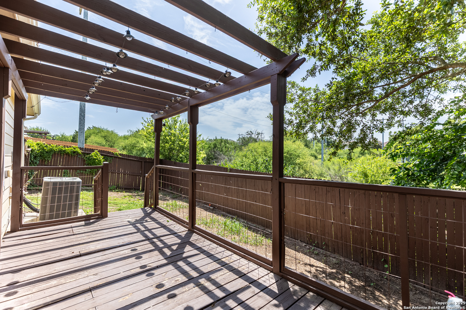 9518 Lookover Bay Converse, TX 78109 - Photo 30 of 30 a view of outdoor space with swimming pool