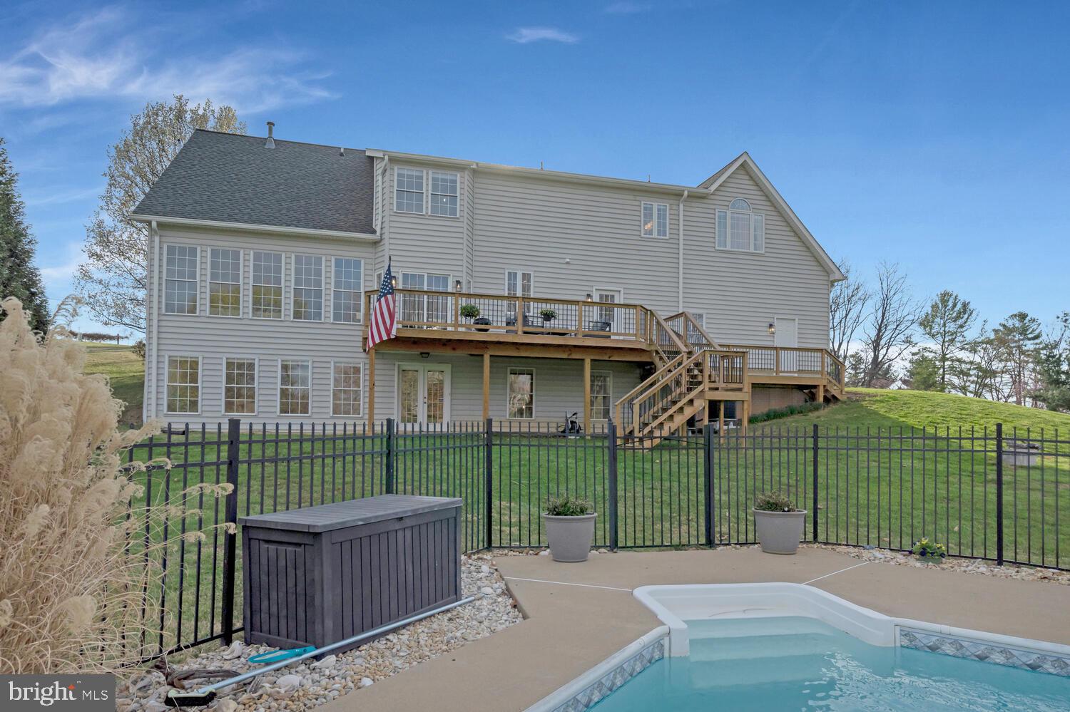 2673 Fairground Road Front Royal, VA 22630 - Photo 33 of 91 Charming home with inviting backyard.