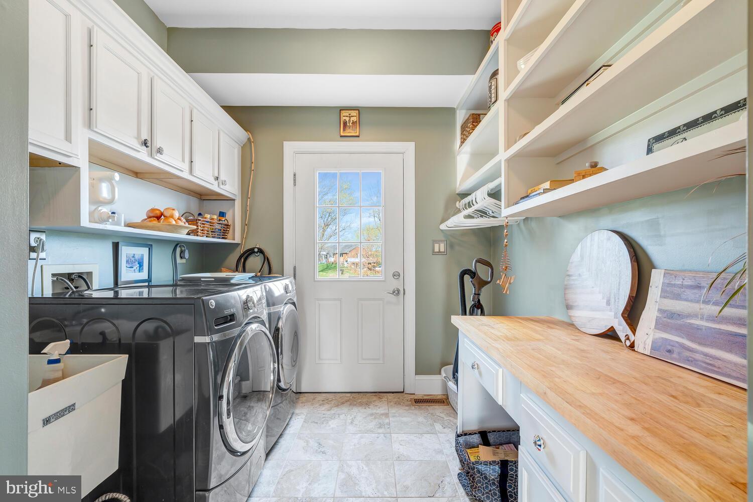 2673 Fairground Road Front Royal, VA 22630 - Photo 73 of 91 Bright and airy laundry space.