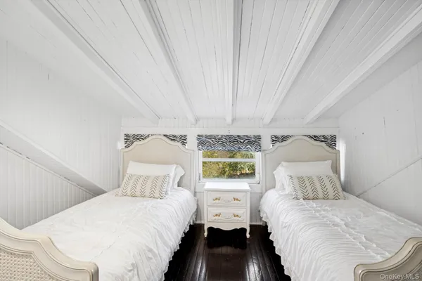 $245,000 | 41 Seafield Lane, Westhampton Beach, NY 11978