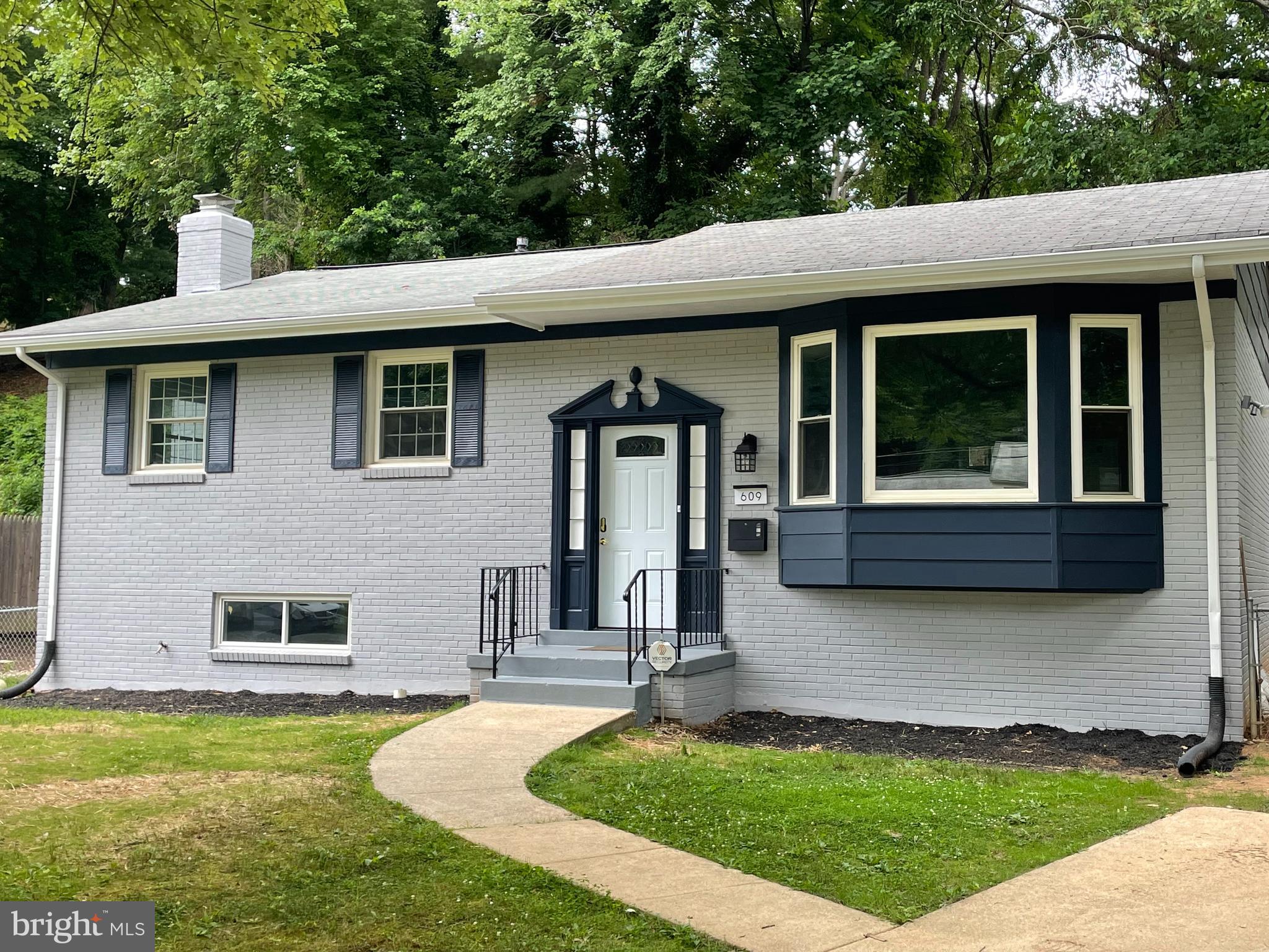 609 Kenbrook Drive Silver Spring, MD 20902 - Photo 1 of 33 Gallery Image 1