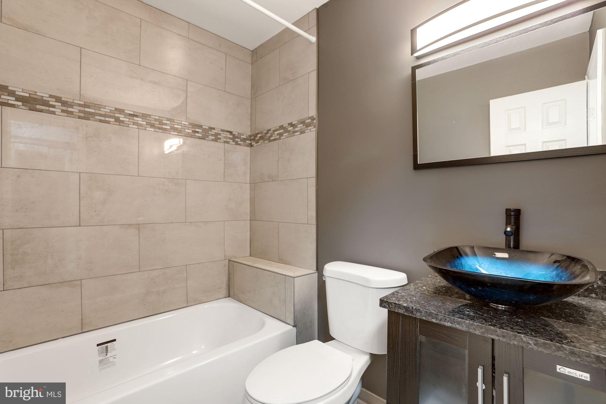 609 Kenbrook Drive Silver Spring, MD 20902 - Photo 13 of 33 Bathroom - Main level