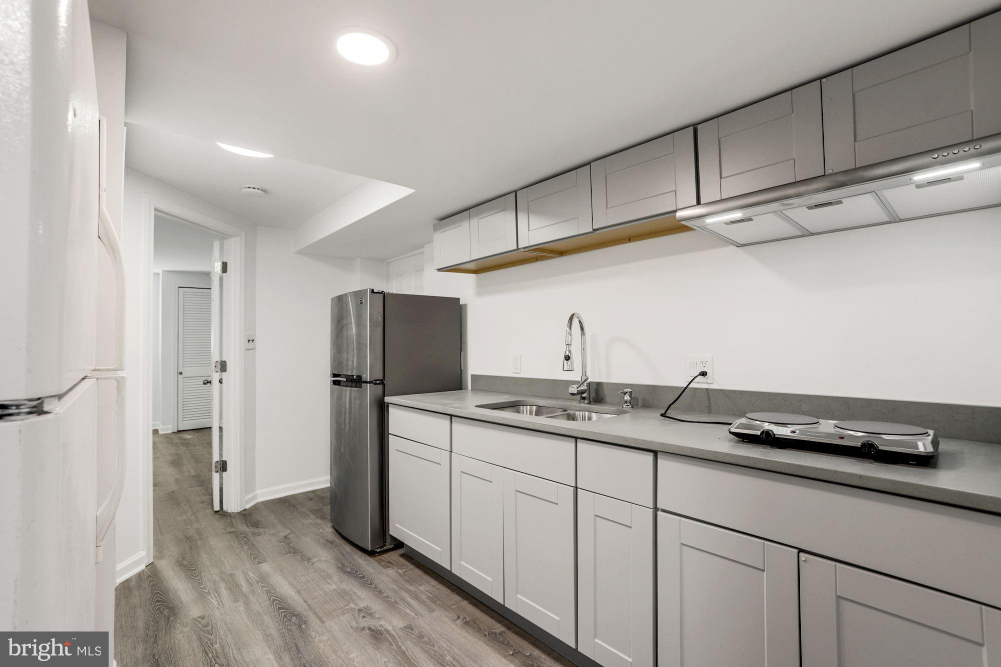 609 Kenbrook Drive Silver Spring, MD 20902 - Photo 22 of 33 Basement apt kitchen