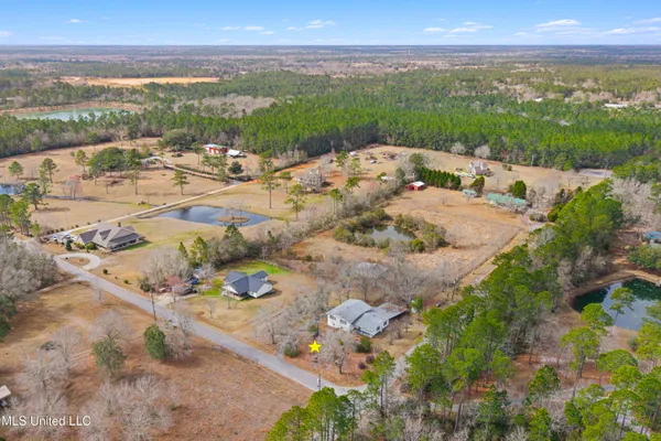 $300,000 | 21500 D Herde Road, Gulfport, MS 39503