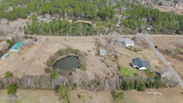 $300,000 | 21500 D Herde Road, Gulfport, MS 39503