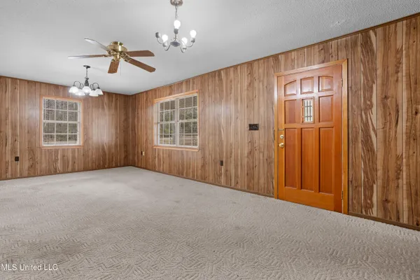 $300,000 | 21500 D Herde Road, Gulfport, MS 39503