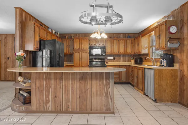 $300,000 | 21500 D Herde Road, Gulfport, MS 39503