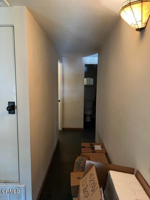 900 Azalea Street Oxnard, CA 93036 - Photo 4 of 10 hallway