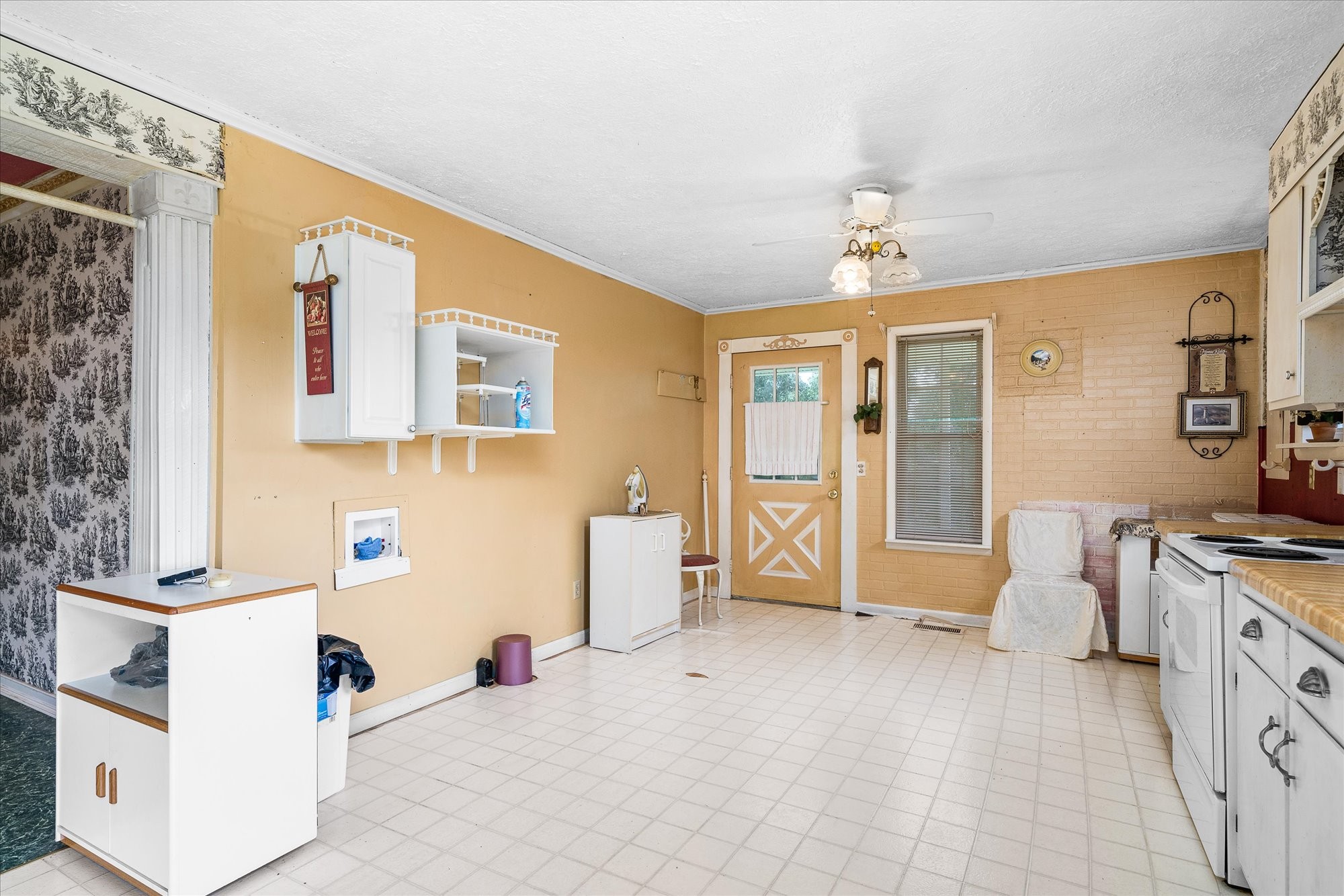329 West Creston Road Crossville, TN 38571 - Photo 6 of 29 Gallery Image 6