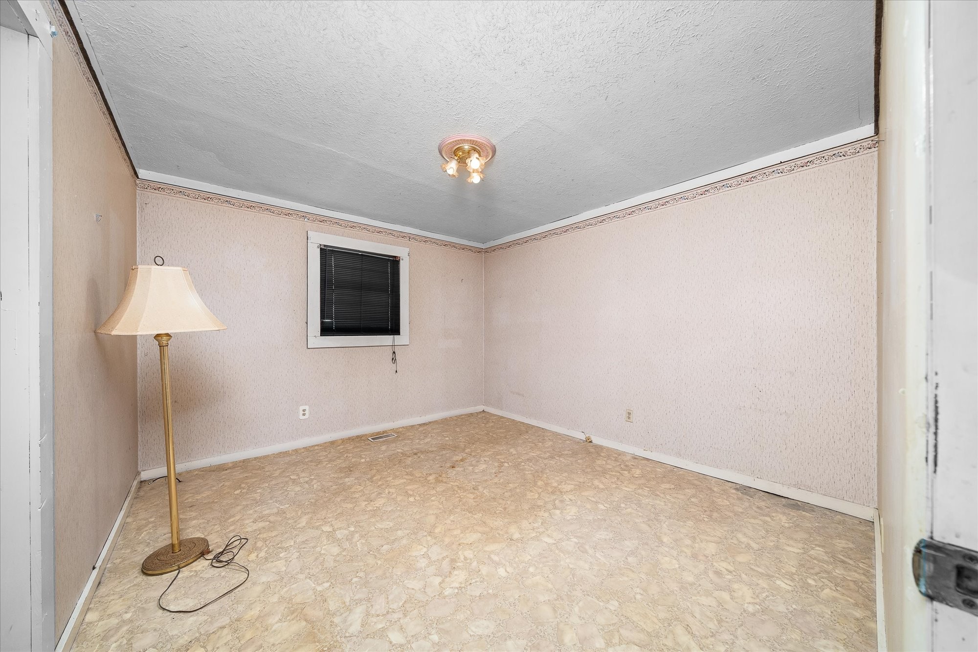 329 West Creston Road Crossville, TN 38571 - Photo 9 of 29 Gallery Image 9