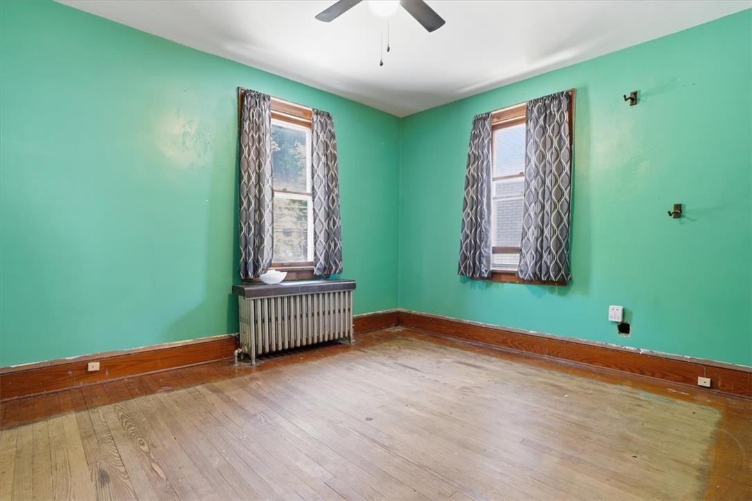 167 Main Road Lehighton, PA 18235 - Photo 29 of 41 Well-lit room with wood floors awaits your personal touch.