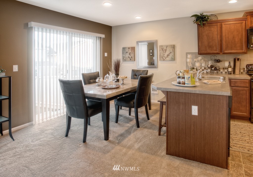 3417 177th Place Southeast, Unit 52 Bothell, WA 98012 - Photo 4 of 13 Gallery Image 4