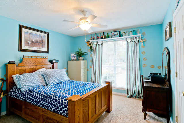 402 Oakleigh Circle Foley, AL 36535 - Photo 8 of 17 Guest Bedroom