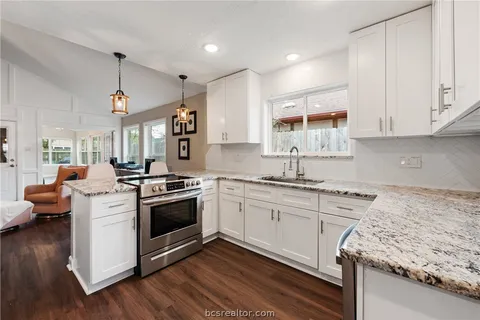 $355,000 | 2907 Broadmoor Drive, Bryan, TX 77802