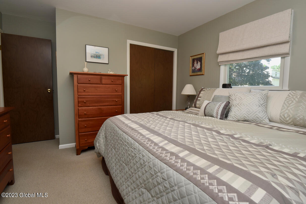 75 Guideboard Road Halfmoon, NY 12188 - Photo 20 of 35 27