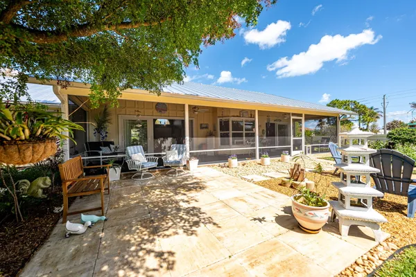 $700,000 | 8789 Southeast Woodwind Street, Hobe Sound, FL 33455