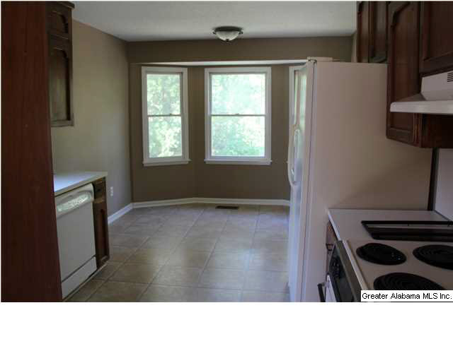 1520 Caribbean Circle Alabaster, AL 35007 - Photo 11 of 32