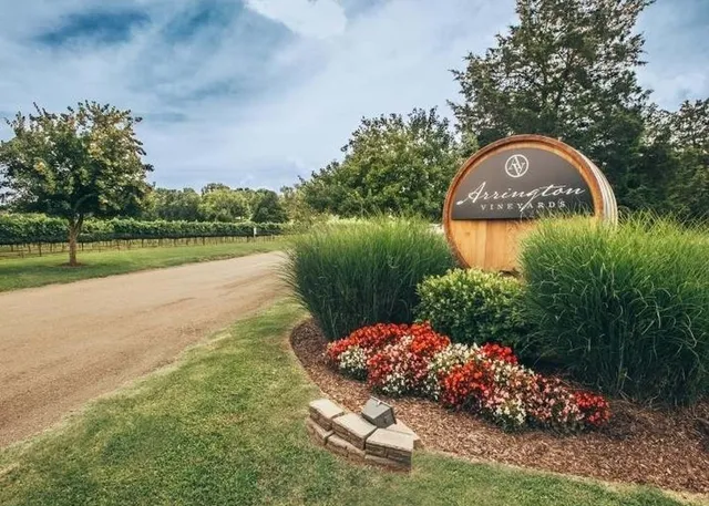 a view of a house with a big yard