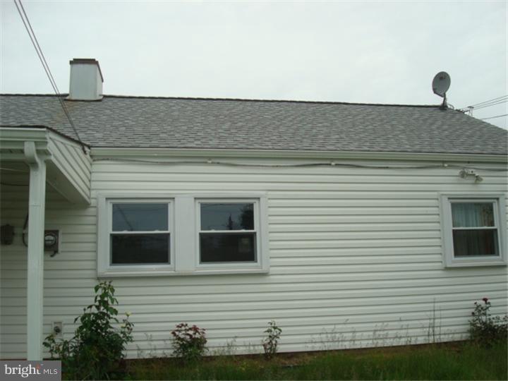 418 Andover Road Fairless Hills, PA 19030 - Photo 16 of 20 Exterior Back