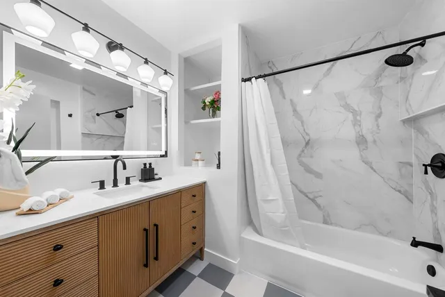 $1,998,000 | 1875-1875 9th Avenue, San Francisco, CA 94122