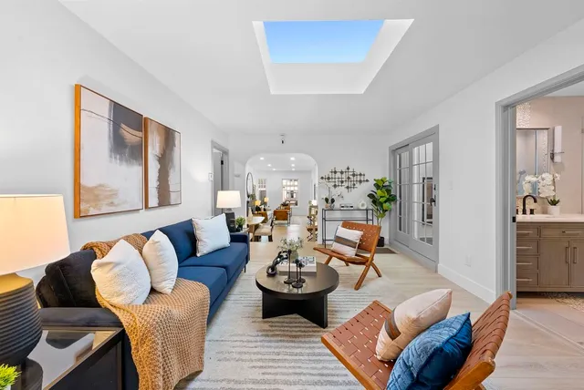 $1,998,000 | 1875-1875 9th Avenue, San Francisco, CA 94122