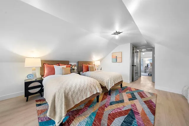 $1,998,000 | 1875-1875 9th Avenue, San Francisco, CA 94122