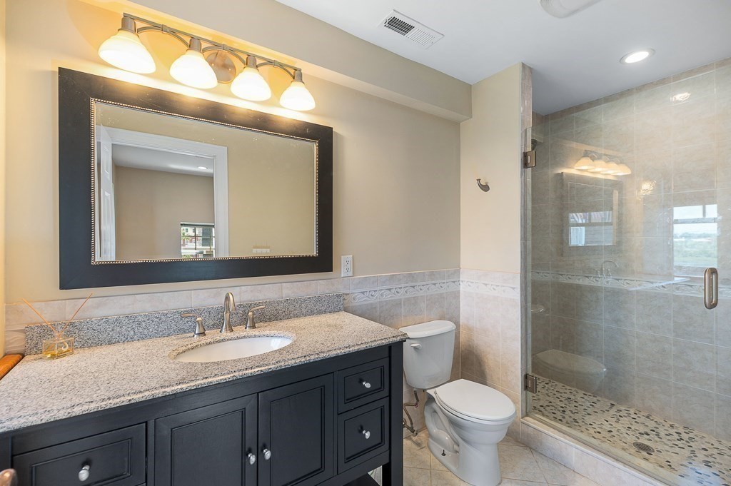 152 Water Street, Unit 13 Danvers, MA 01923 - Photo 20 of 39