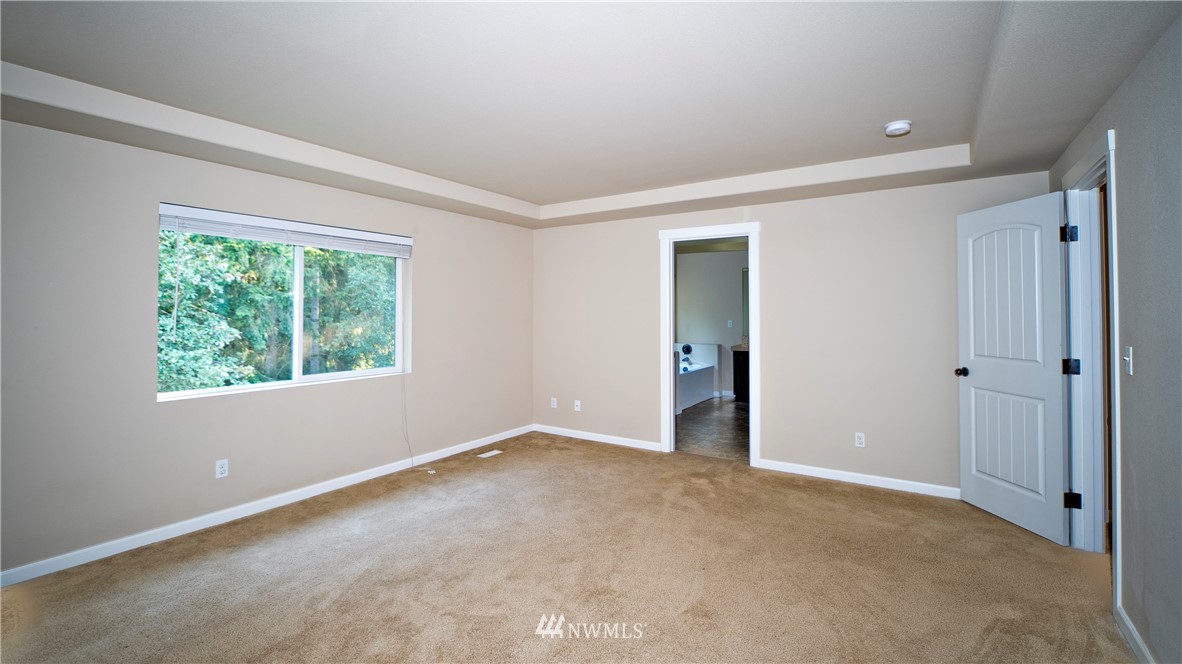 5015 Northeast 2nd Court Renton, WA 98059 - Photo 14 of 18 Gallery Image 14