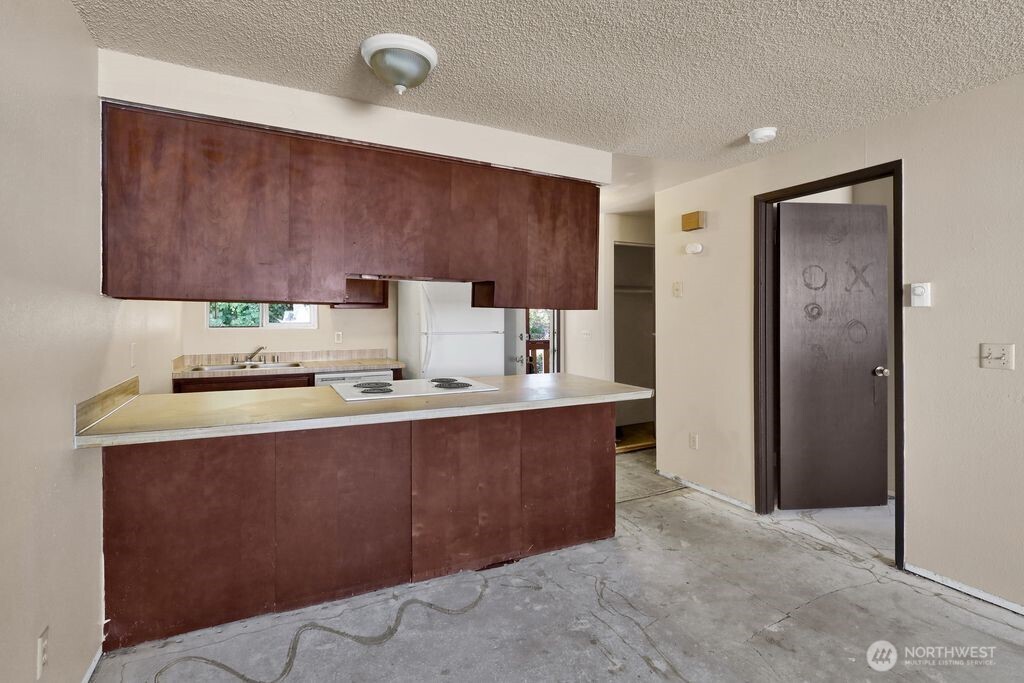 2333 Main Street Ferndale, WA 98248 - Photo 6 of 10 Gallery Image 6