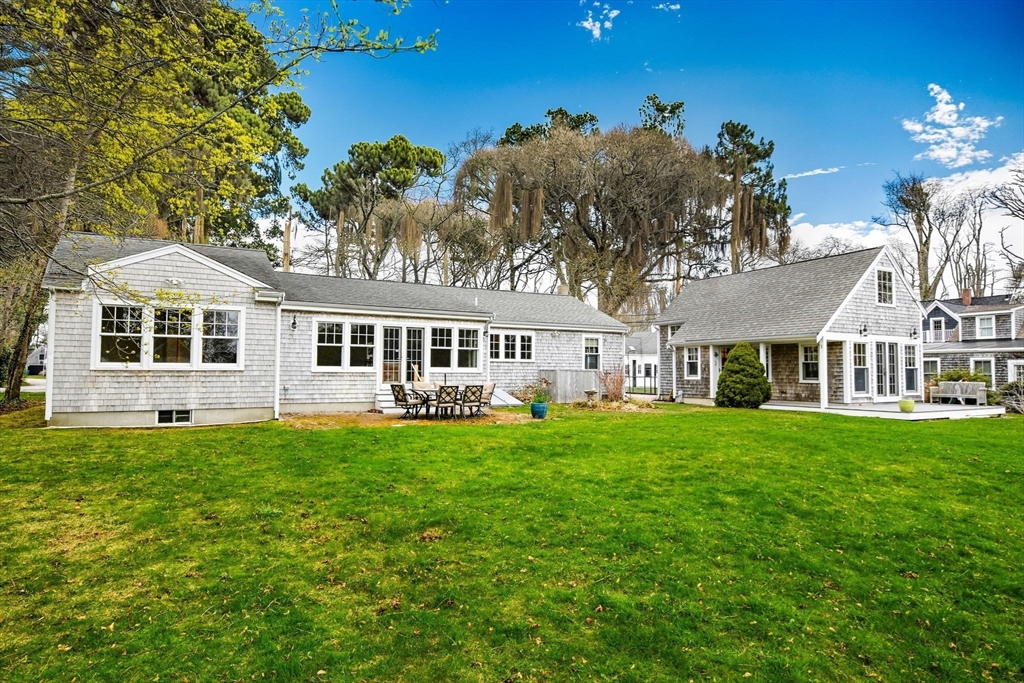 400 Davisville Road Falmouth, MA 02536 - Photo 2 of 37