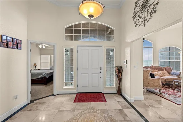a en suite bathroom with a sink and a mirror