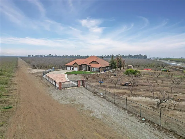 a view of a terrace with sitting space