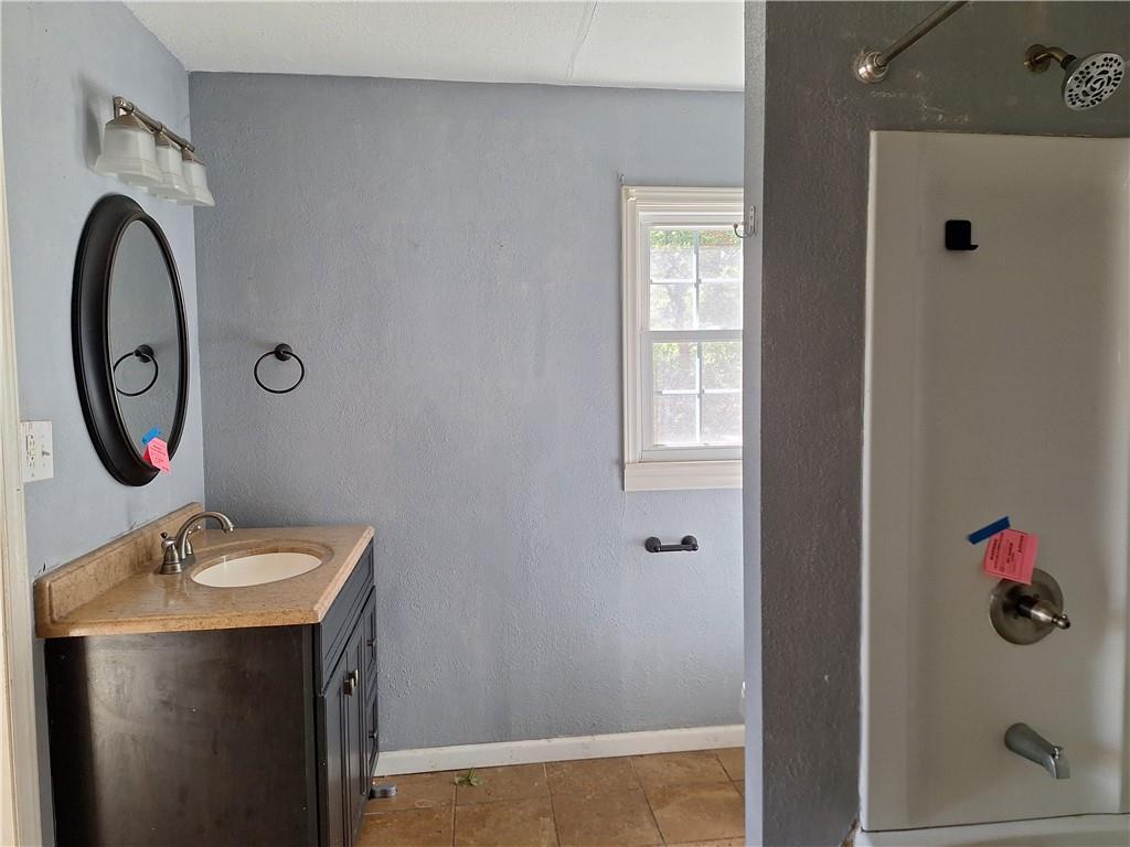 1316 Burnam Road Chillicothe, MO 64601 - Photo 11 of 16