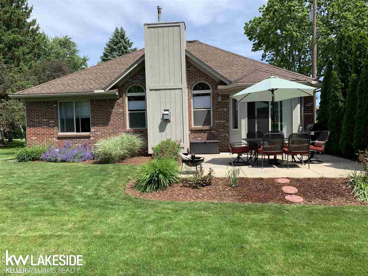 23122 Rochelle Street Macomb, MI 48042 - Photo 52 of 55 31383961-55.JPG