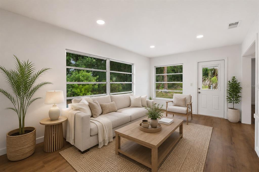 4100 Tee Road Sarasota, FL 34235 - Photo 13 of 35