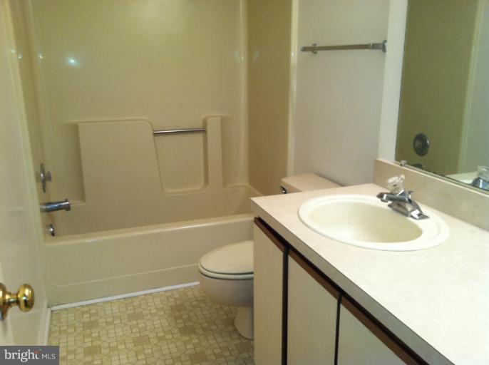 7091 Peppermill Road King George, VA 22485 - Photo 14 of 26 Bath