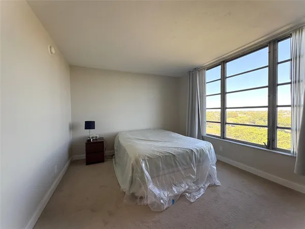$1,900 | 2940 North Course Drive, Unit 810, Pompano Beach, FL 33069