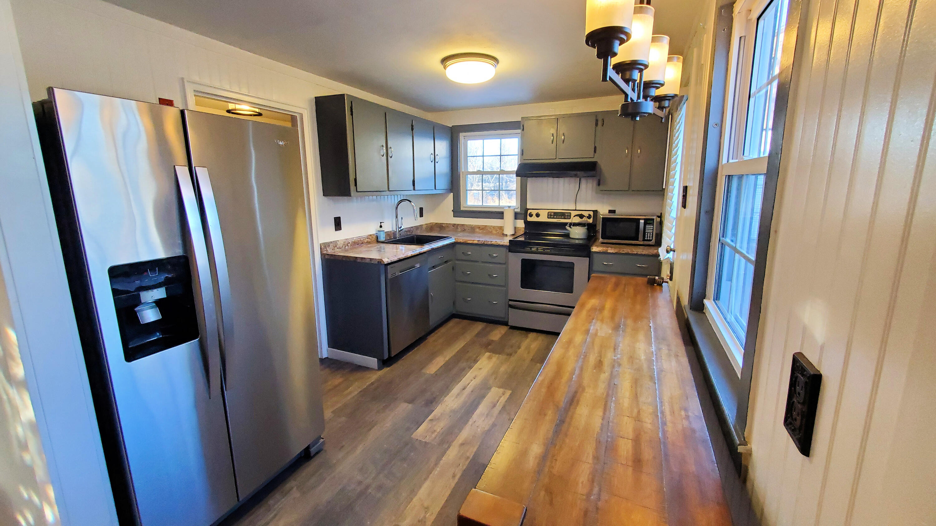 103 Thornton Road Bangor, ME 04401 - Photo 16 of 49 20240219_160824